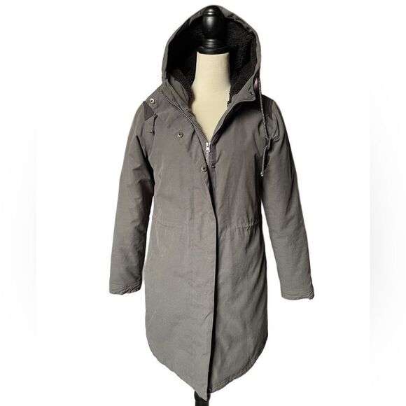LIV Outdoor Gray “Avery” Lined Mid Length Parka w/Fleece in Hood (Size: Medium) - Picture 2 of 16